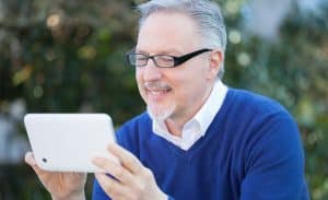 מולטיפוקל מאפשר לך לקרוא את הספרים האהובים עליך בהנאה שלמה בלי לחפש את משקפי הקריאה