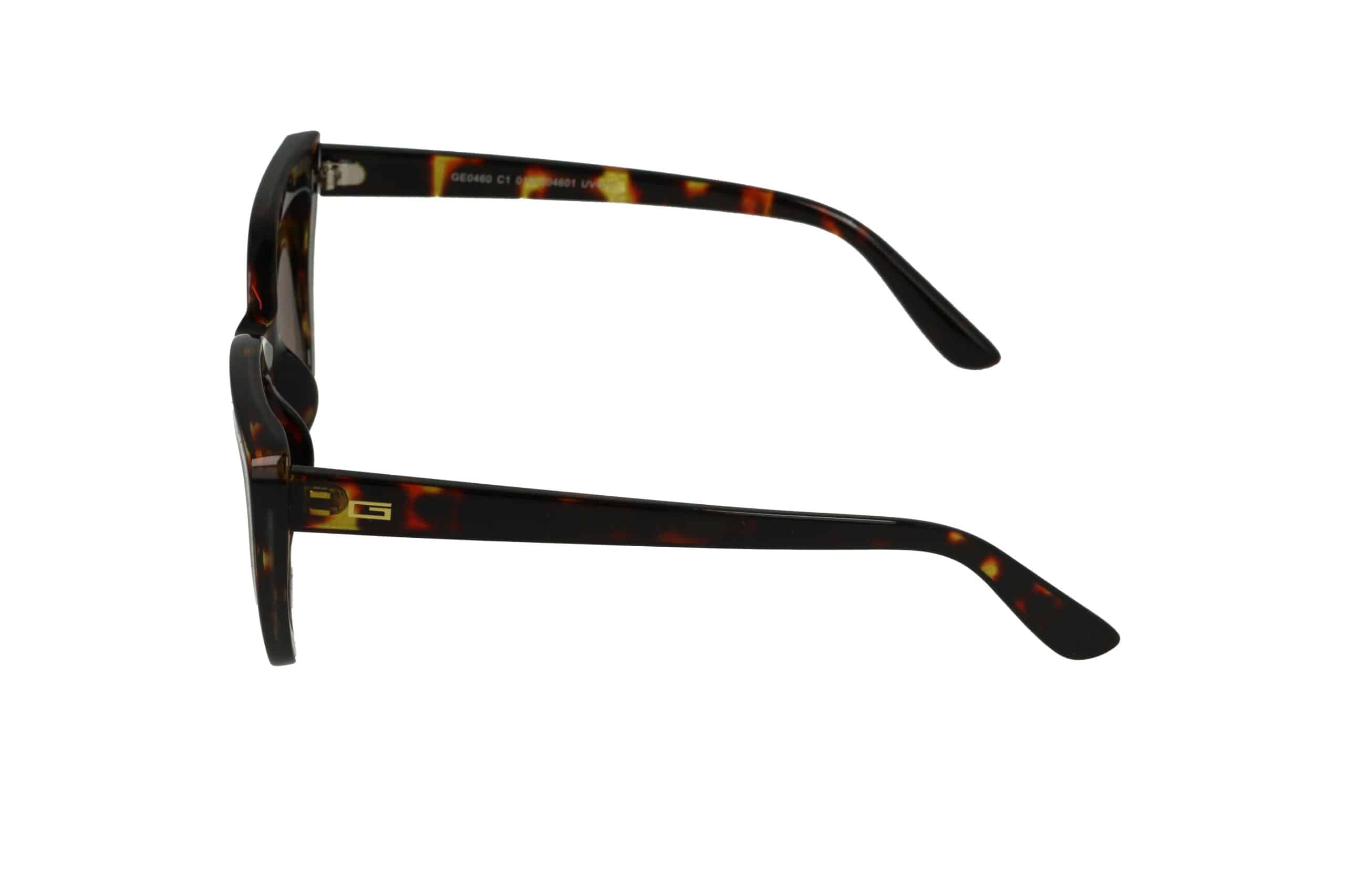 מבט צדדי על משקפיים בדוגמת צב עם מסגרת מלבנית וזרועות שחורות וחומות על רקע לבן.