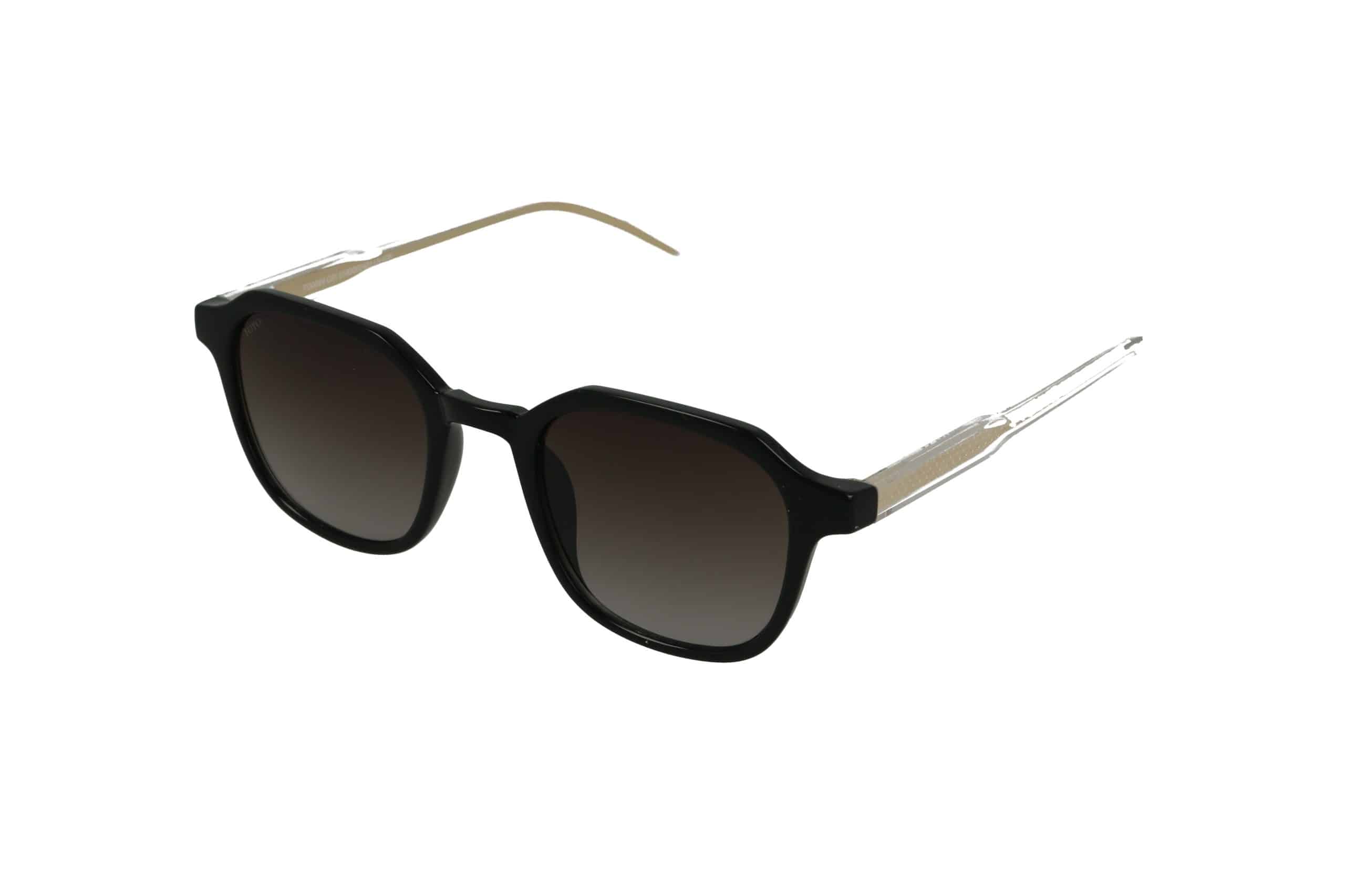 משקפי שמש שחורים עם עדשות עגולות בגוון כהה וזרועות מתכת דקות על רקע לבן.